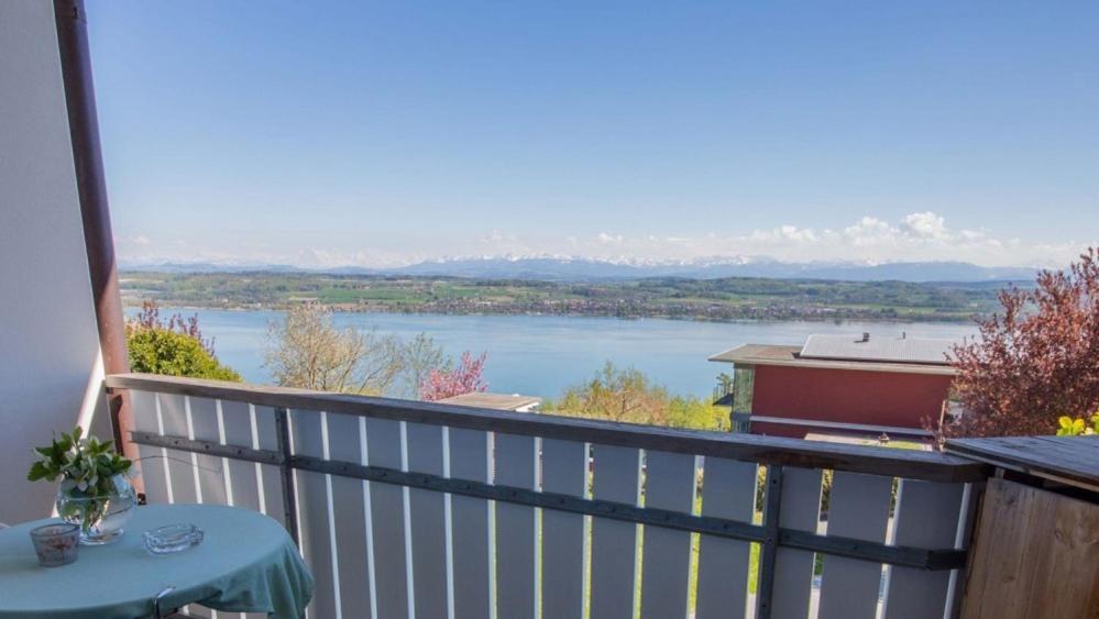Le Mont-Vully - Hotel Restaurant Haut-Vully Εξωτερικό φωτογραφία